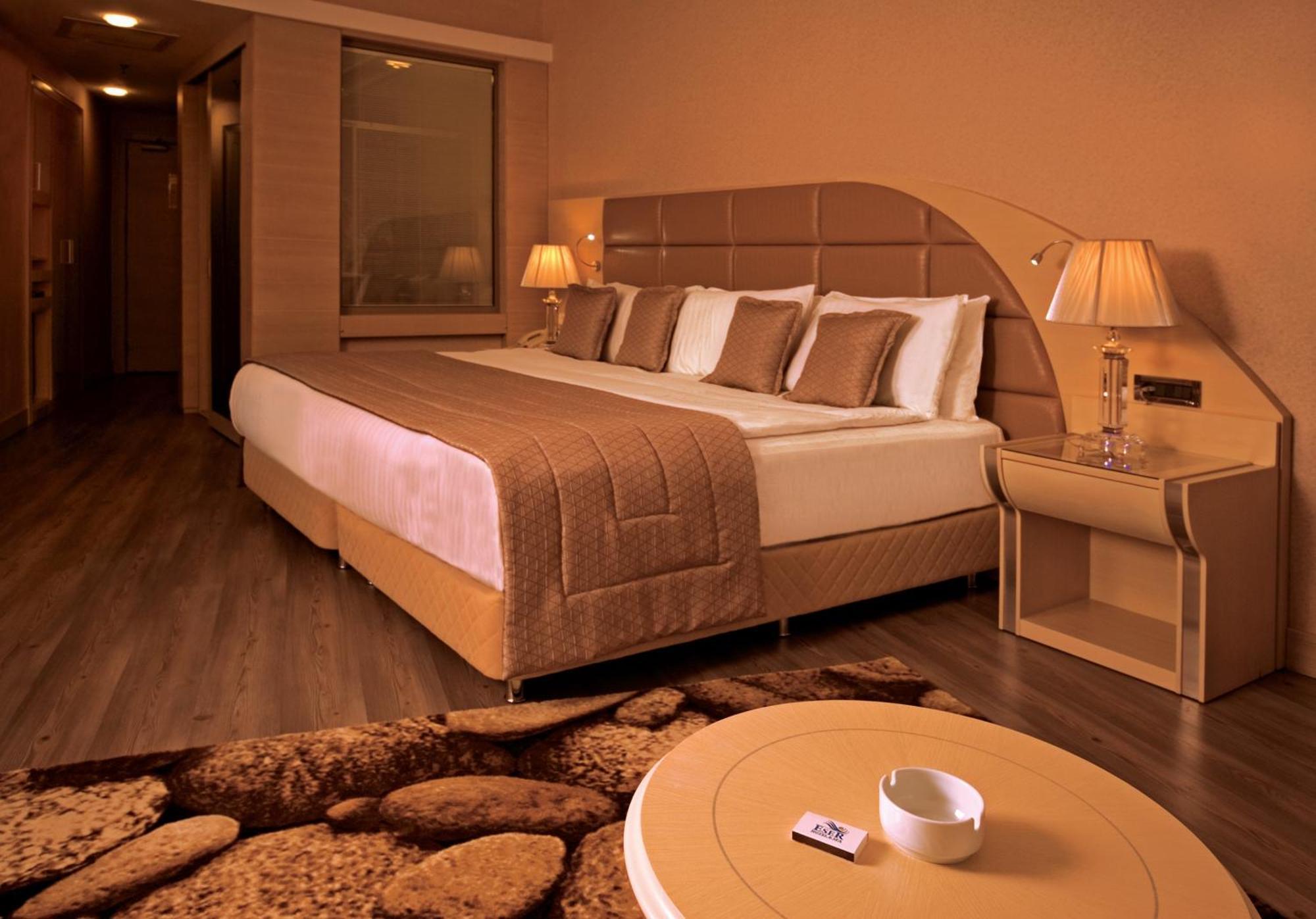 Eser Premium Hotel & Spa Büyükçekmece Ngoại thất bức ảnh A room at the hotel