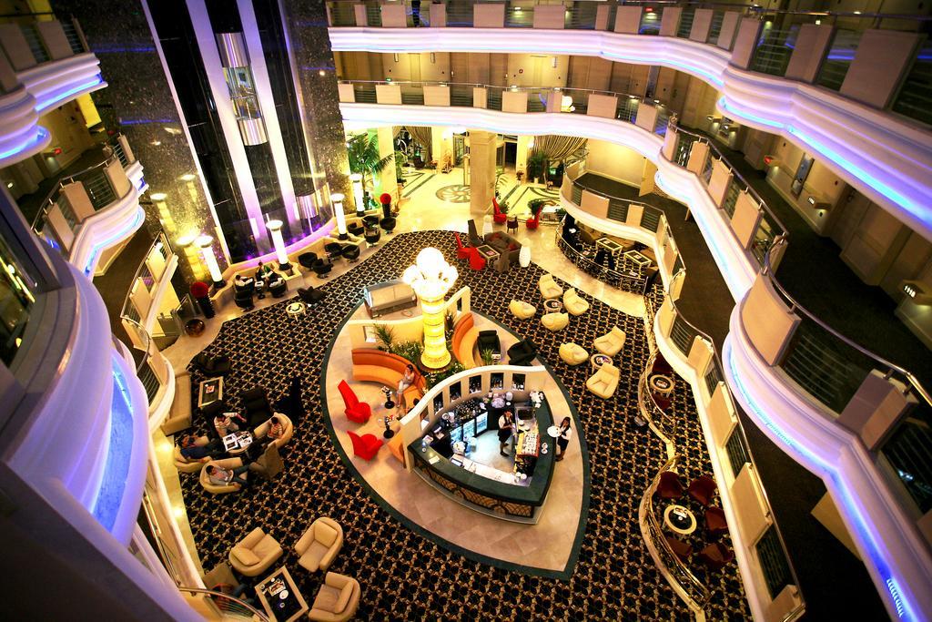 Eser Premium Hotel & Spa Büyükçekmece Ngoại thất bức ảnh The lobby of the hotel