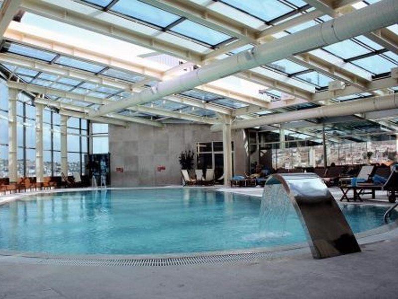 Eser Premium Hotel & Spa Büyükçekmece Ngoại thất bức ảnh The pool at the 360° Club