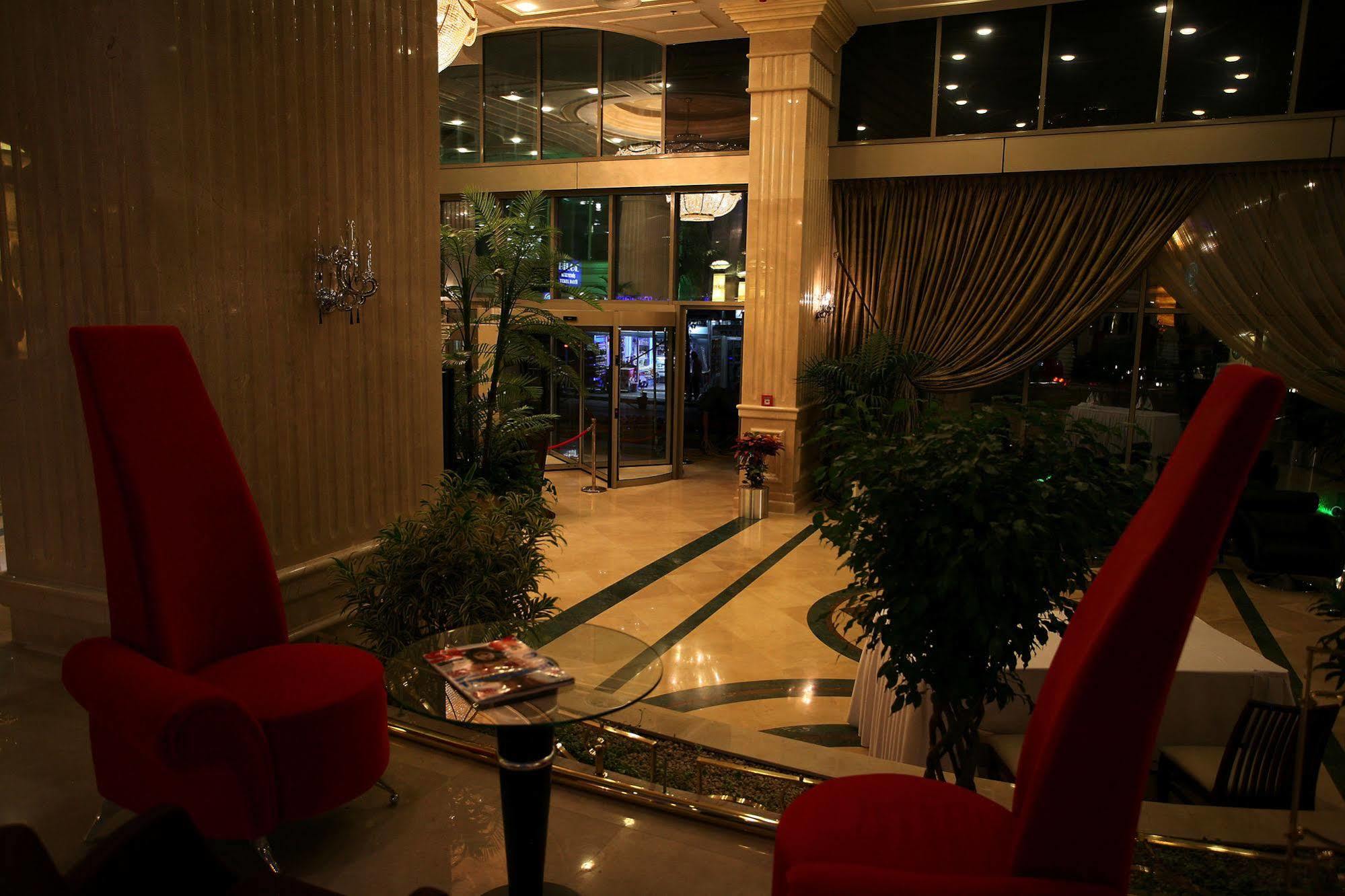 Eser Premium Hotel & Spa Büyükçekmece Ngoại thất bức ảnh Lobby