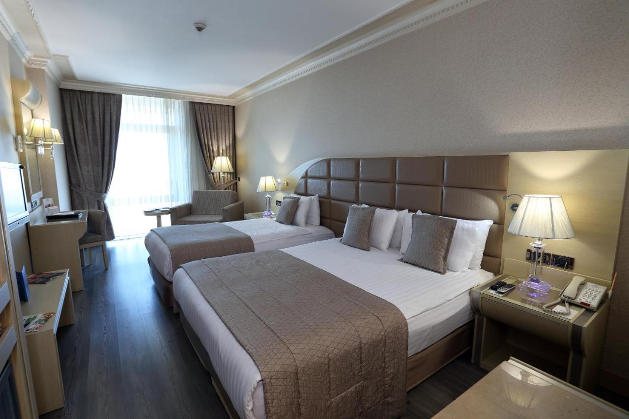 Eser Premium Hotel & Spa Büyükçekmece Ngoại thất bức ảnh A room at the hotel
